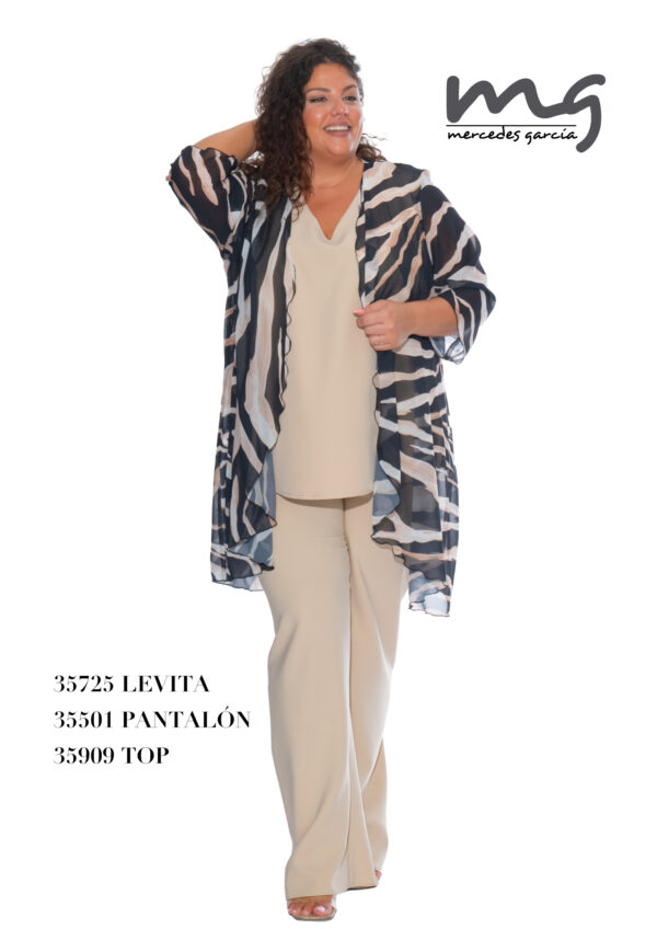 Conjunto 2025 57